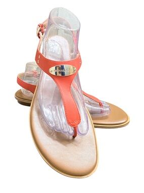 MICHAEL KORS FLAT THONG SANDALS